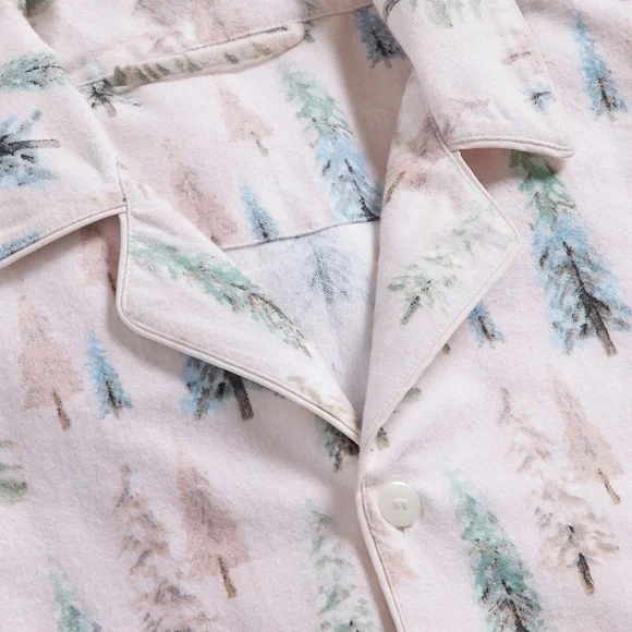 Pottery Barn Teen Winter Wonderland Flannel Pajama- Contemporary Christmas Tree
